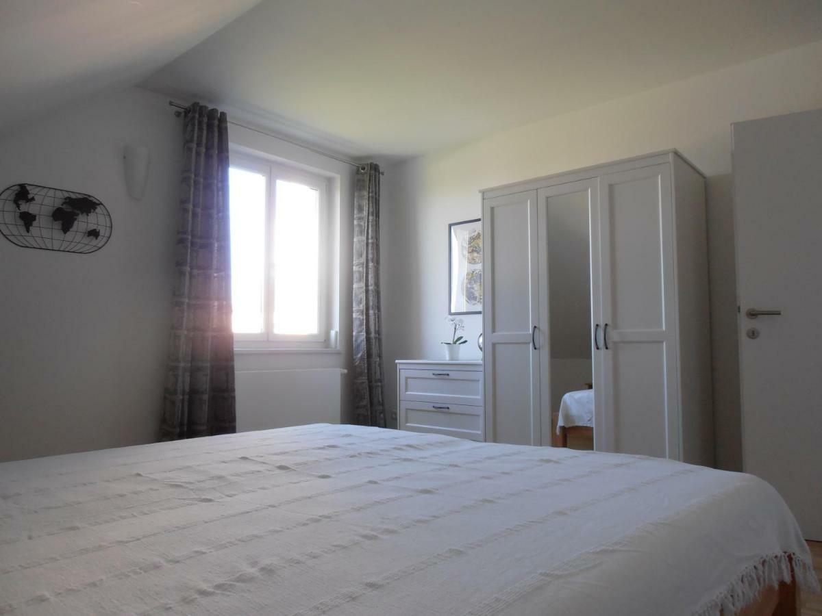 Ferienwohnung Am Kirchberg ヨイス エクステリア 写真