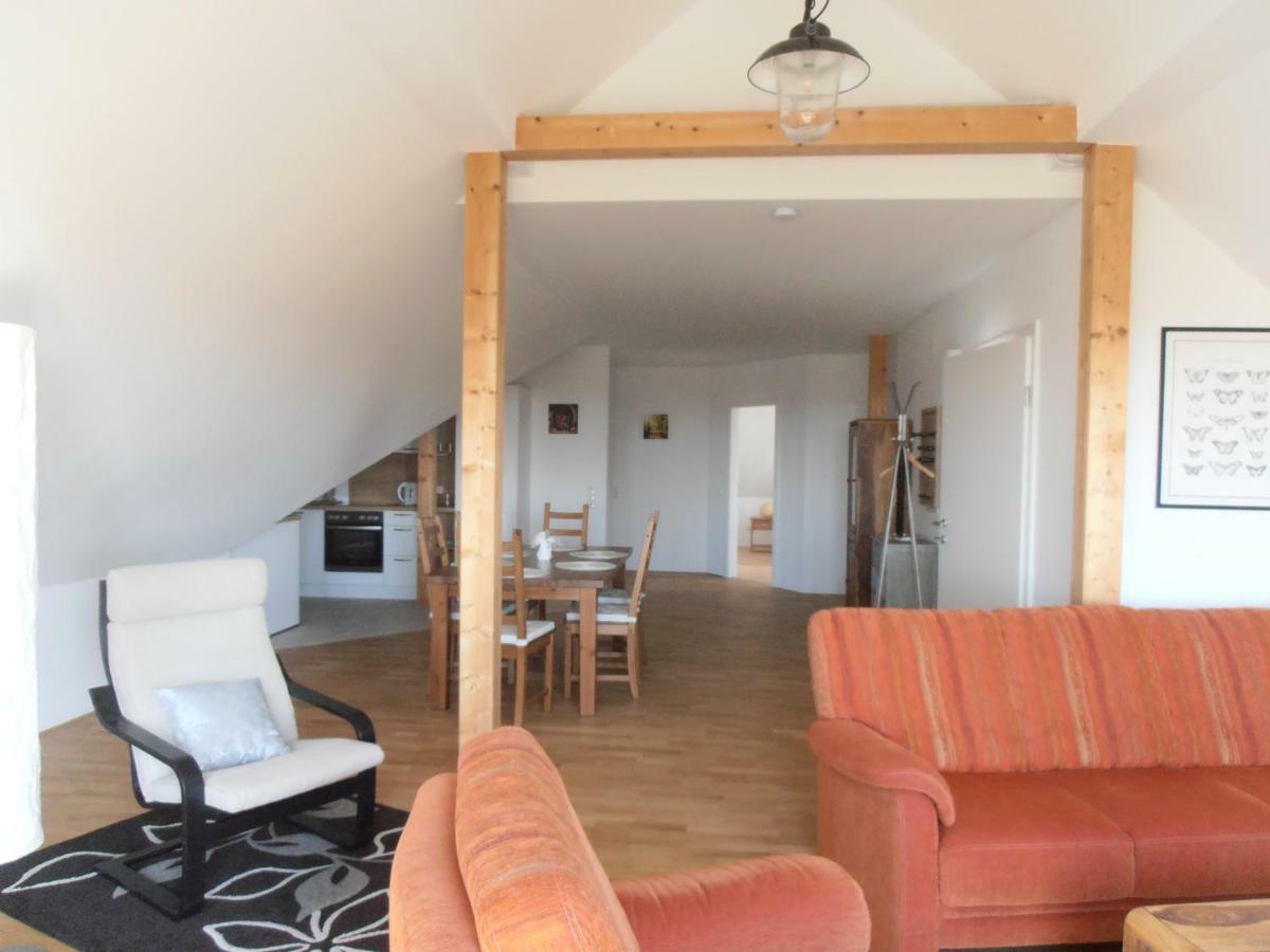 Ferienwohnung Am Kirchberg ヨイス エクステリア 写真